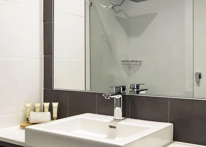 Mercure Sunshine Coast Kawana Waters